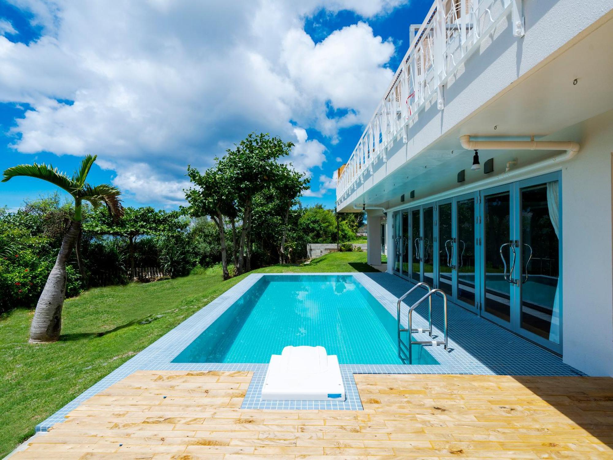 Hotel Umi No Terrace Yomitan Toya Exterior foto